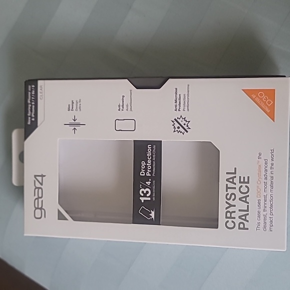 Gear4 Crystal Palace Clear Case Spring 2020 iPhone 8/ 7/ 6s/ 6 - Picture 7 of 7